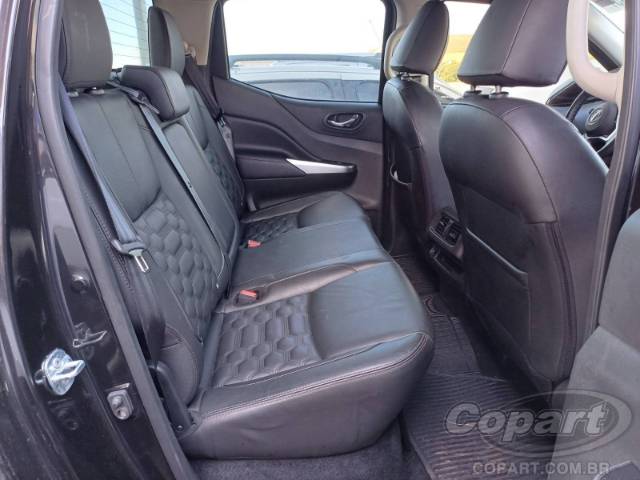 2024 NISSAN FRONTIER CD 