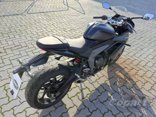 2025 TRIUMPH DAYTONA 