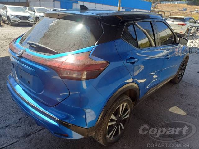 2022 NISSAN KICKS 
