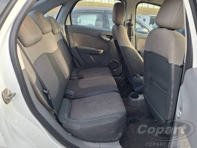 2013 FIAT GRAND SIENA 
