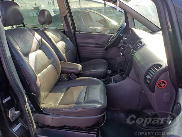2011 CHEVROLET ZAFIRA 