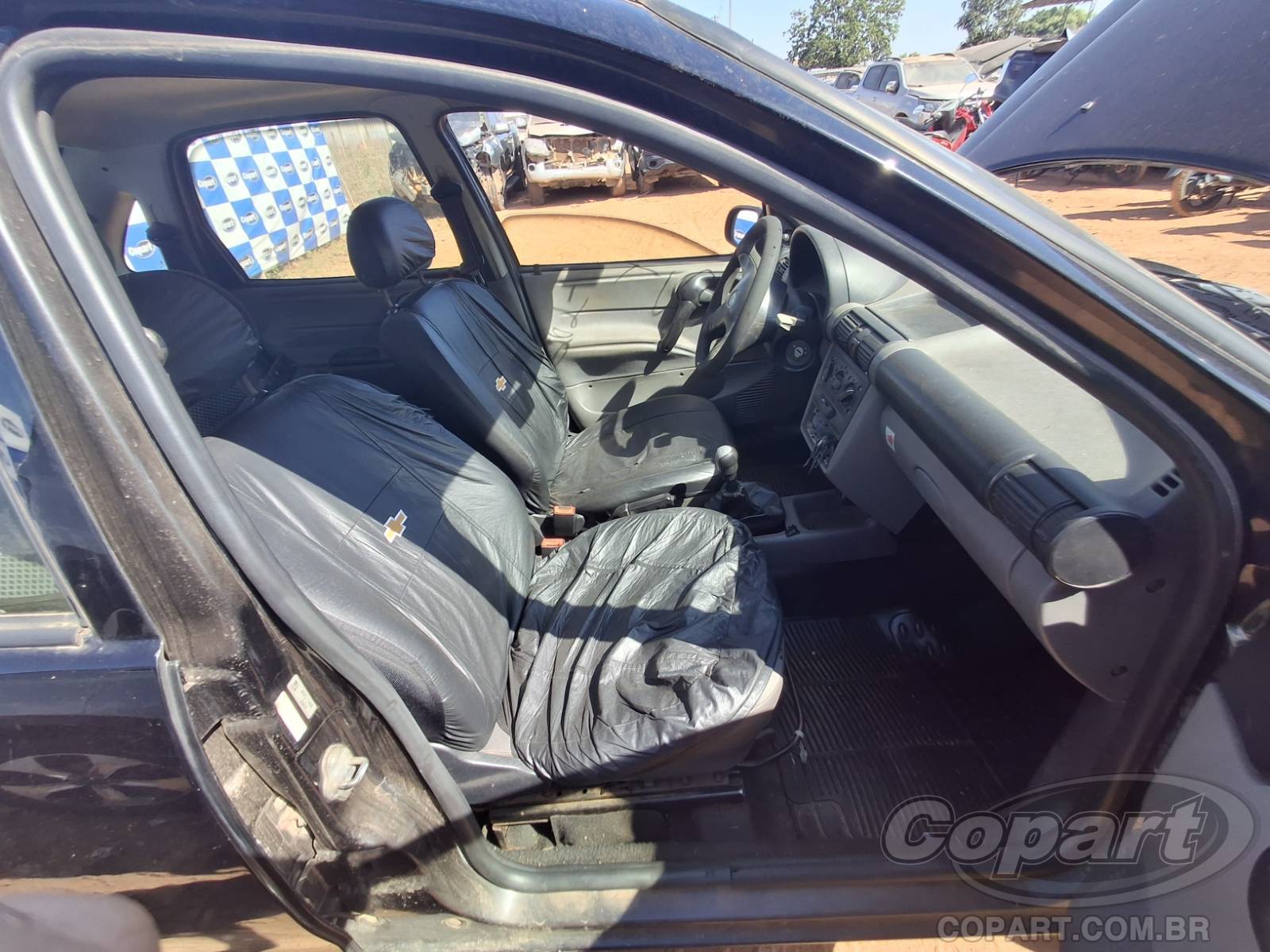 2010 CHEVROLET CLASSIC — foto 5 de 10