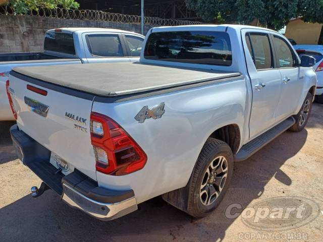 2024 TOYOTA HILUX CD 