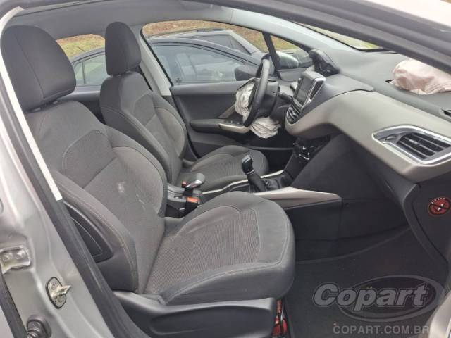 2015 PEUGEOT 2008 