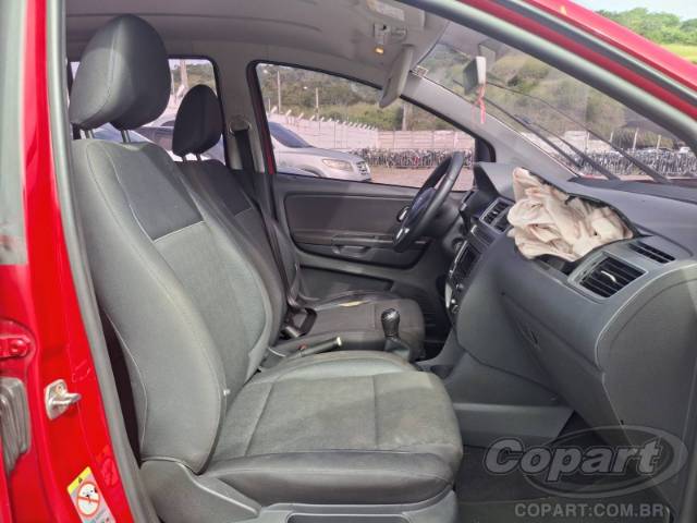 2015 VOLKSWAGEN FOX 