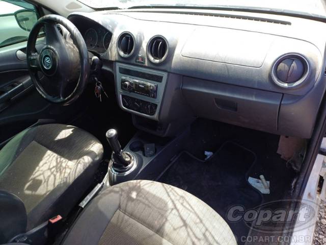 2014 VOLKSWAGEN SAVEIRO 