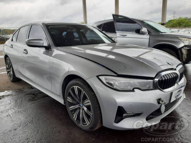 2021 BMW SERIE 3 