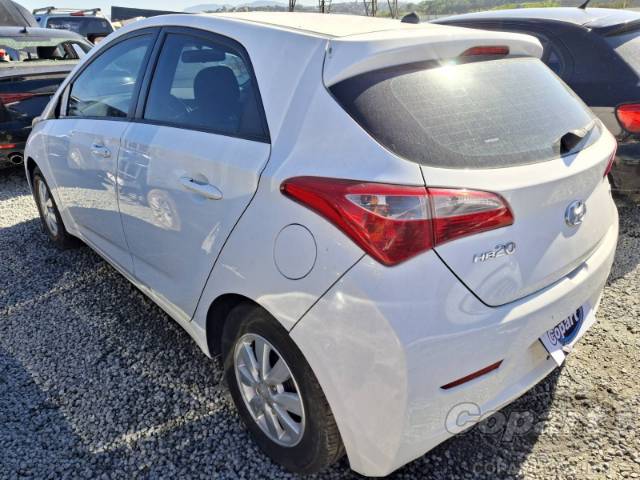 2014 HYUNDAI HB20 