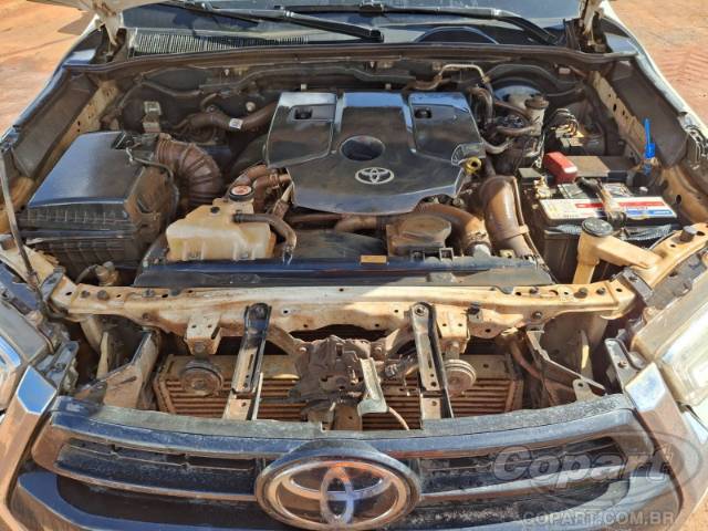 2022 TOYOTA HILUX CD 