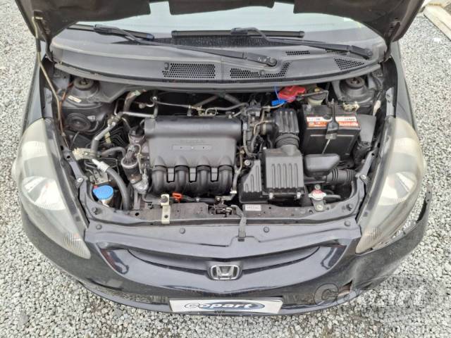 2005 HONDA FIT 