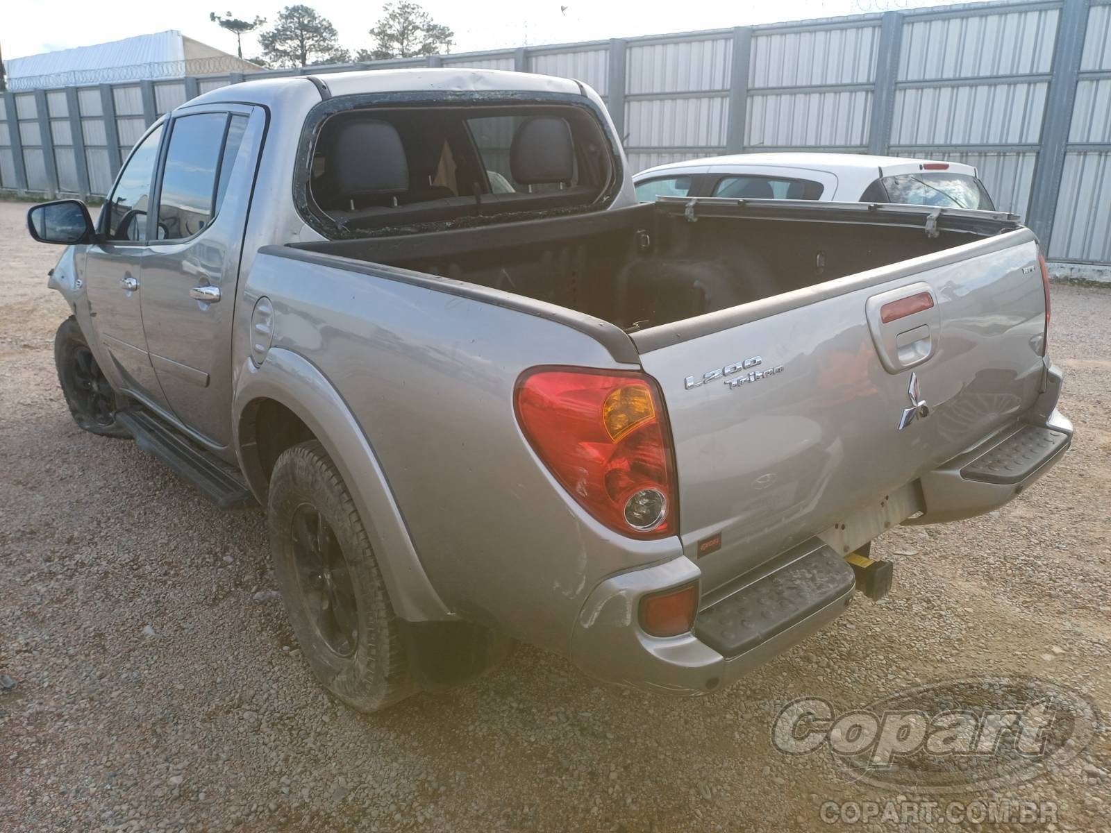 Foto 3: 2015 MITSUBISHI L200 TRITON