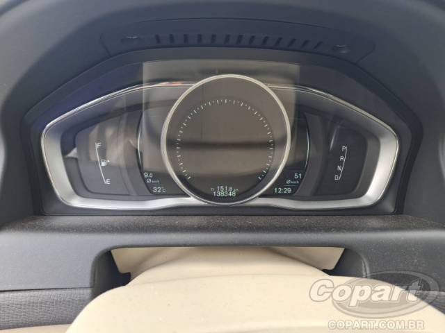 2015 VOLVO XC60 