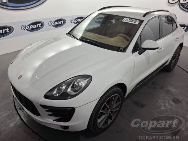 2017 PORSCHE MACAN 
