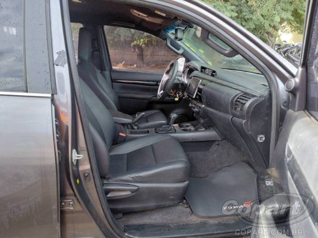 2019 TOYOTA HILUX CD 