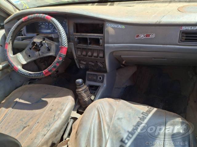 1994 VOLKSWAGEN SANTANA 