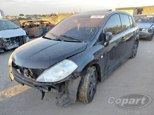 2013 NISSAN TIIDA 