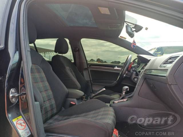 2015 VOLKSWAGEN GOLF 