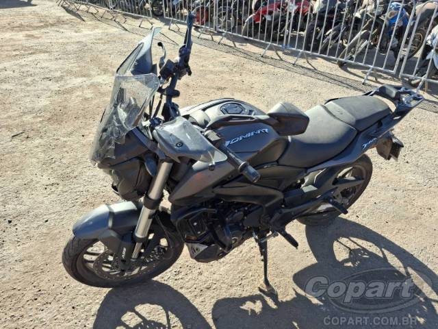 2025 BAJAJ DOMINAR 