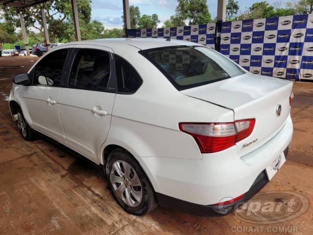 2015 FIAT GRAND SIENA 