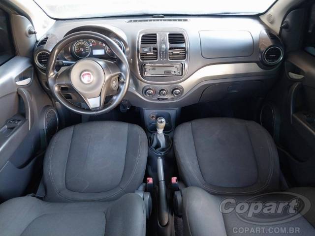 2015 FIAT GRAND SIENA 