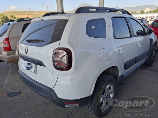 2024 RENAULT DUSTER 