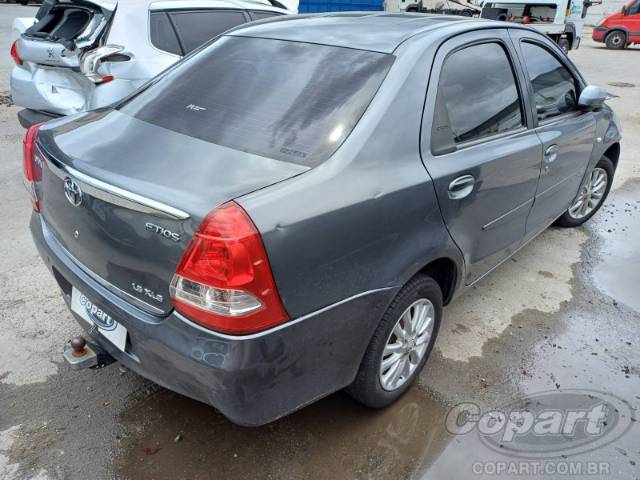 2014 TOYOTA ETIOS SEDA 