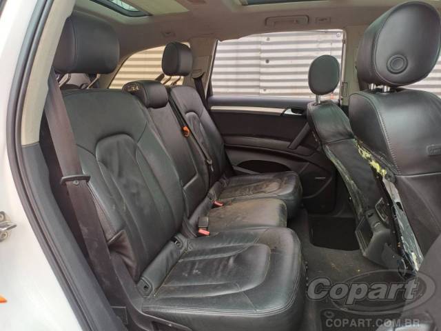 2010 AUDI Q7 