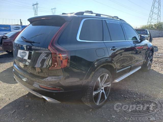 2017 VOLVO XC90 