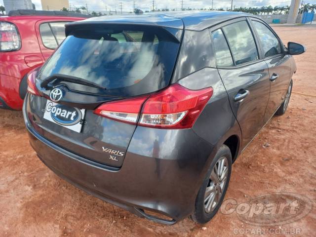 2022 TOYOTA YARIS 
