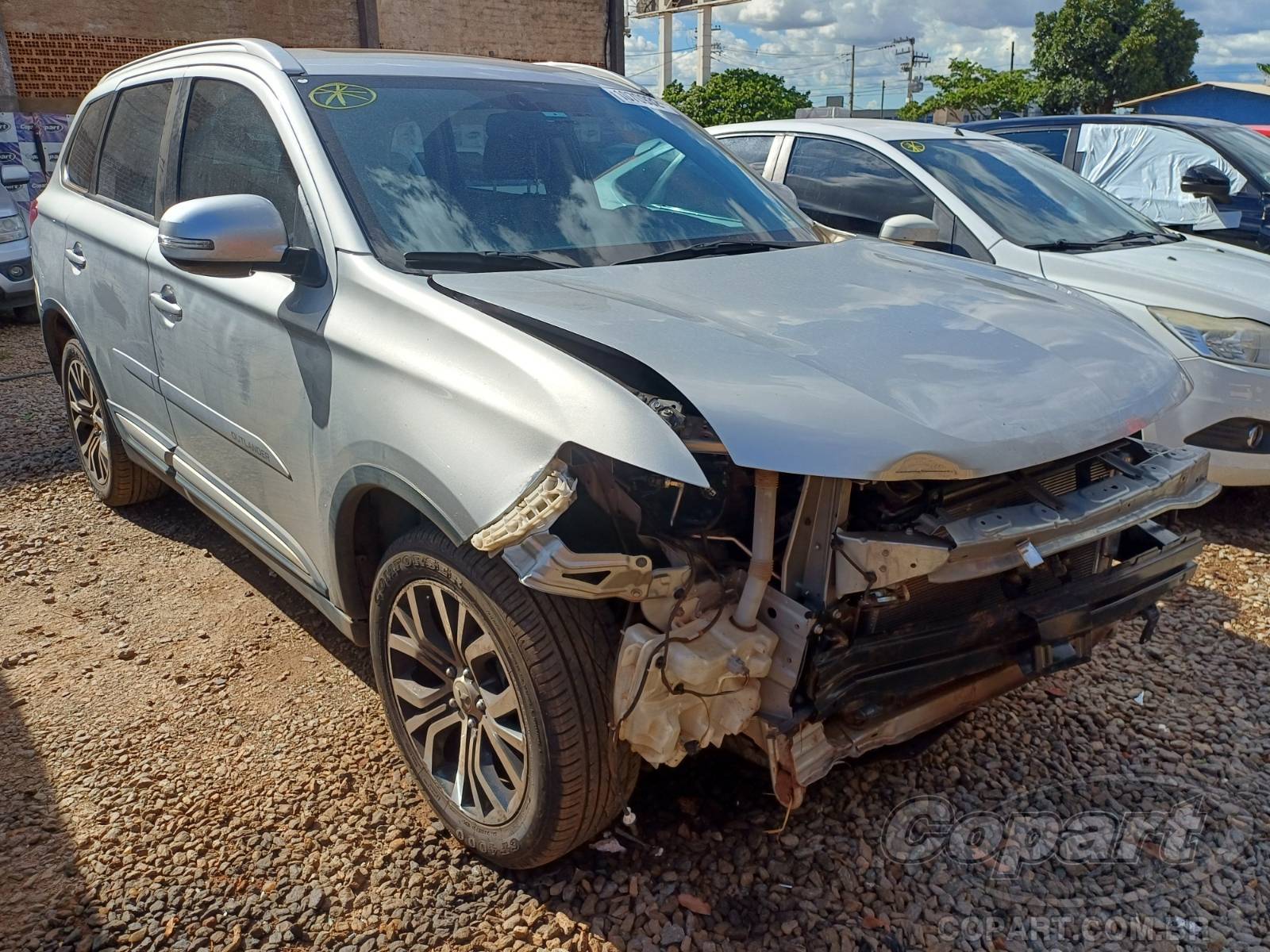 Veículo Mitsubishi Outlander Mitsubishi Outlander 2.0 16V MIVEC 2018 2018 em leilão