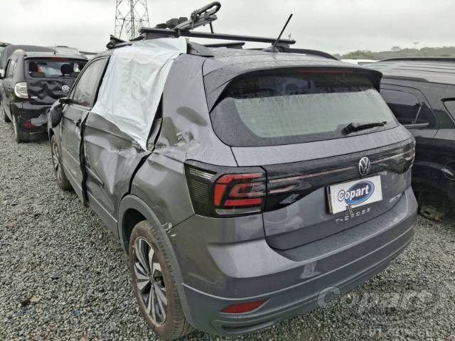 2024 VOLKSWAGEN T-CROSS 