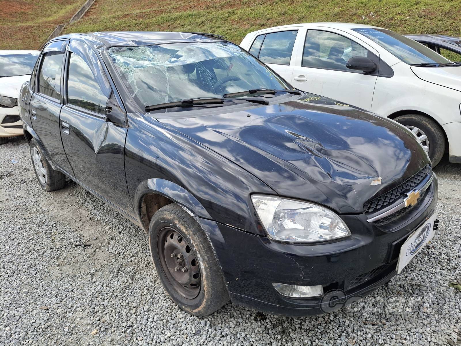 Veículo GM - Chevrolet Classic Chevrolet Classic LS 1.0 VHC E Flexpower 2015 Colisão Média Monta 2015 em leilão