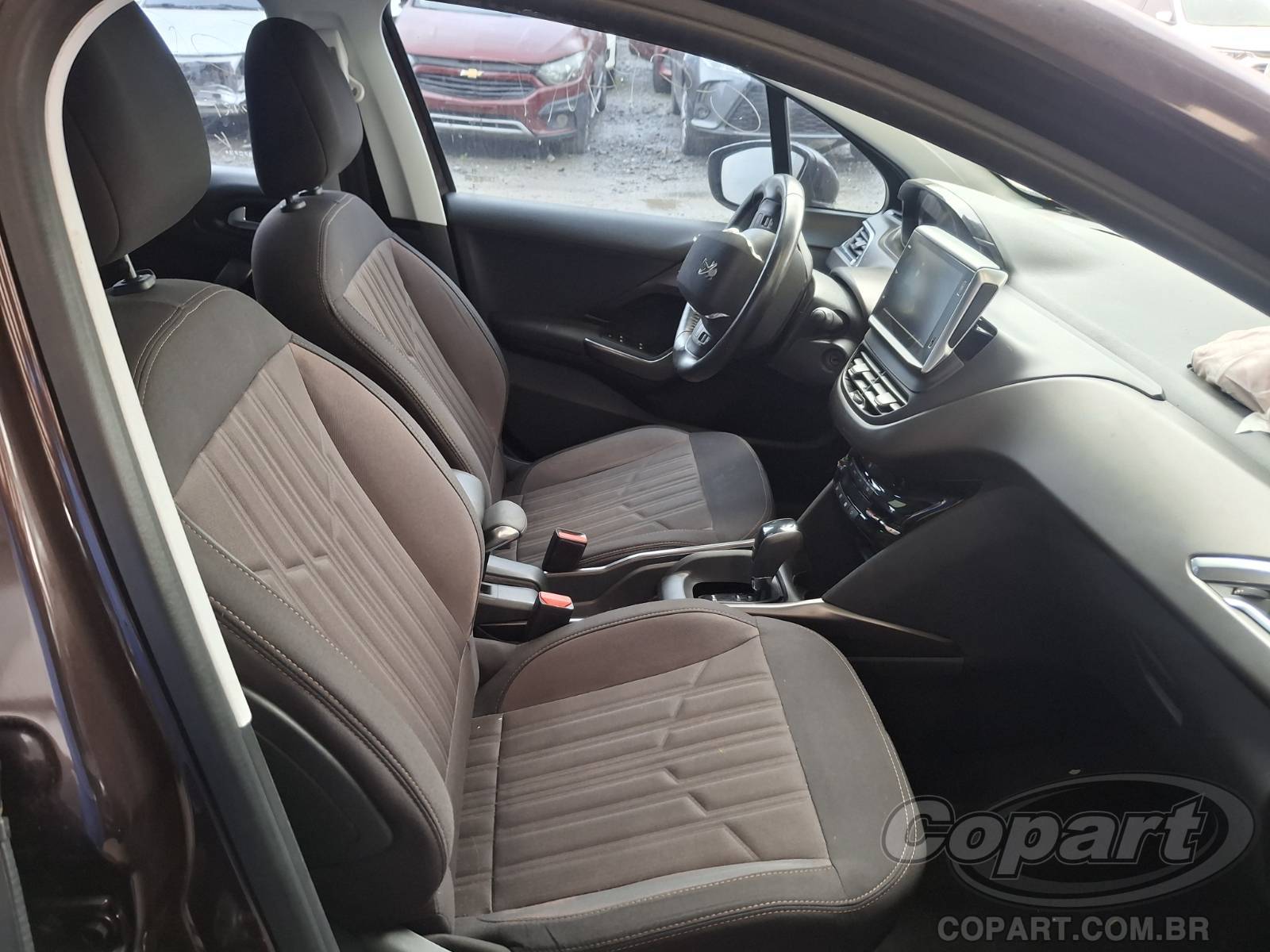 Foto 5: 2018 PEUGEOT 2008
