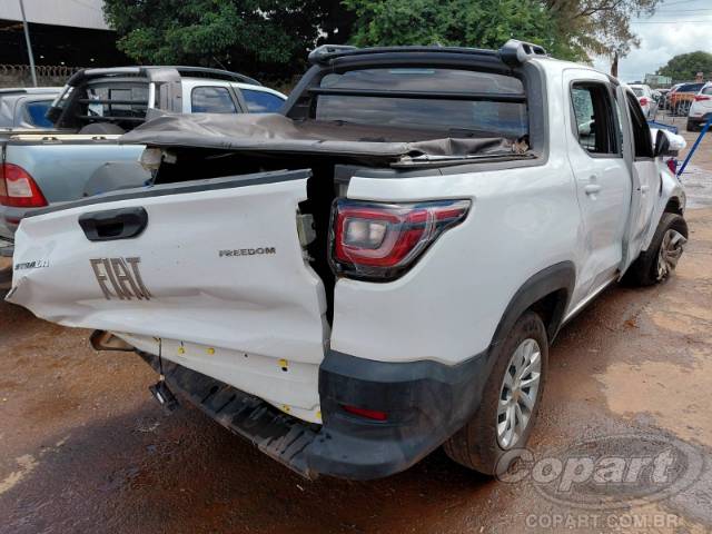 2025 FIAT STRADA CD 