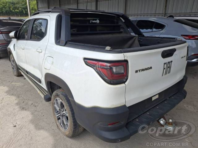 2021 FIAT STRADA CD 