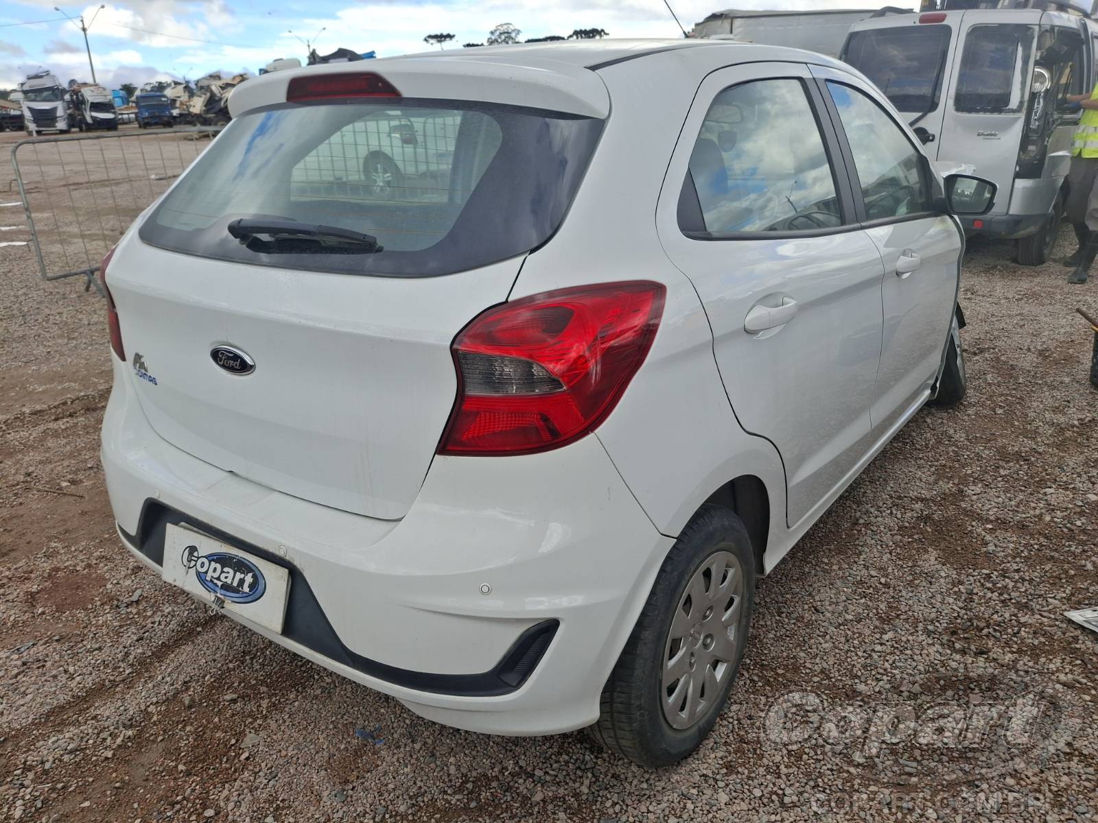 2020 FORD KA — foto 4 de 10