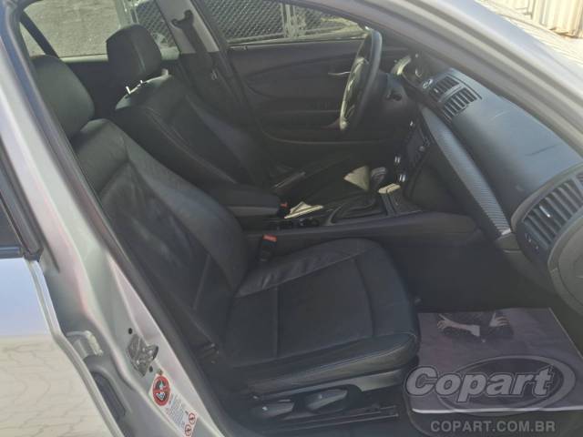 2010 BMW SERIE 1 