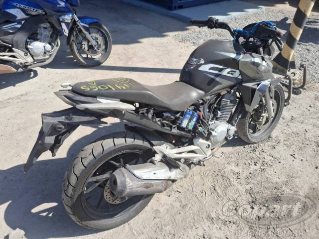 2019 HONDA CB 250 F 