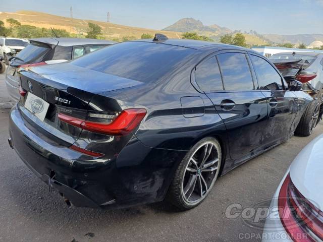 2022 BMW SERIE 3 