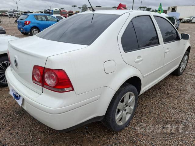 2009 VOLKSWAGEN BORA 