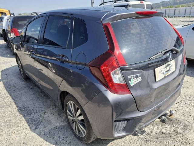 2016 HONDA FIT 
