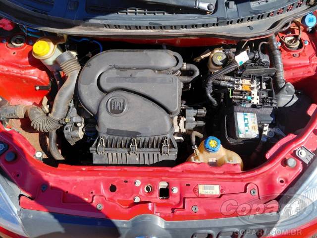 2015 FIAT UNO 