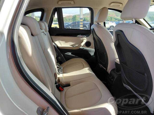 2022 BMW X1 