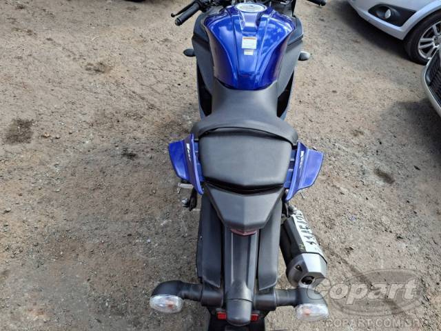 2025 YAMAHA YZF R15 
