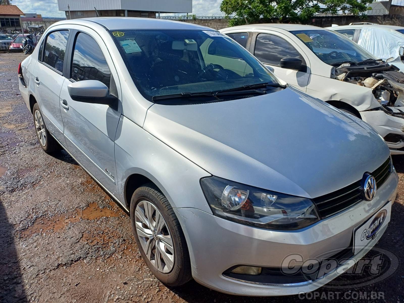 Veículo VW - VolksWagen Volkswagen Volkswagen Voyage 1.0 Total Flex 2014 2014 em leilão