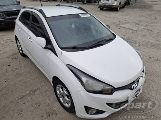 2015 HYUNDAI HB20 