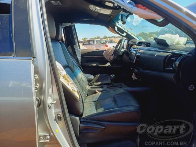 2019 TOYOTA HILUX CD 