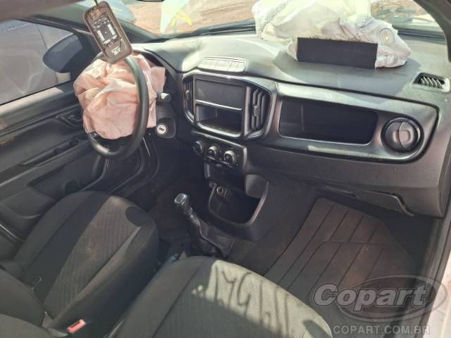 2025 FIAT STRADA 