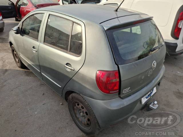 2010 VOLKSWAGEN FOX 