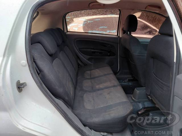 2011 FIAT PUNTO 
